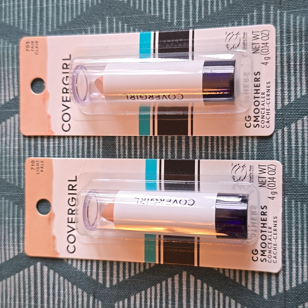 COVERGIRL BRAND WOMEN'S MAKEUP CONCEALER SMOOTHERS  BUNDLE OF 2